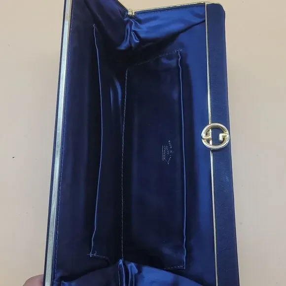 Authentic Gucci Canvas Clutch - Picture 3 of 11